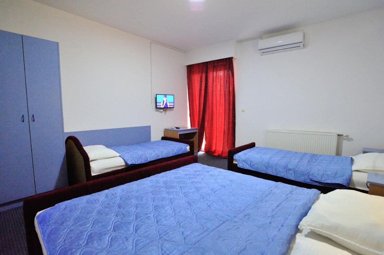 Hotel Lav เนอุม ภายนอก รูปภาพ